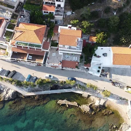 Appartement Peronja Seafront