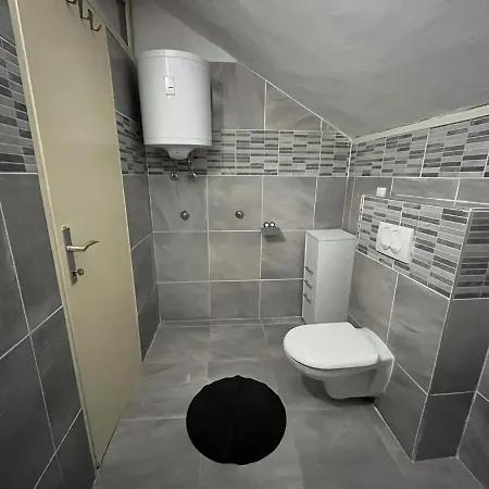 Peronja Seafront Apartmán