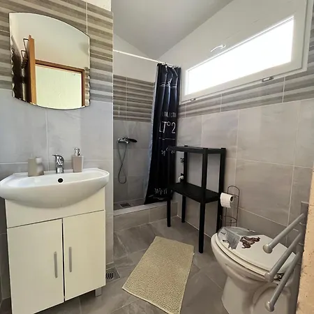 Peronja Seafront Jelsa (Hvar)