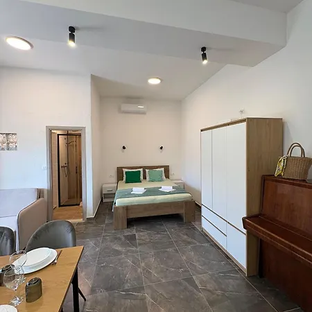 Peronja Seafront Apartmán