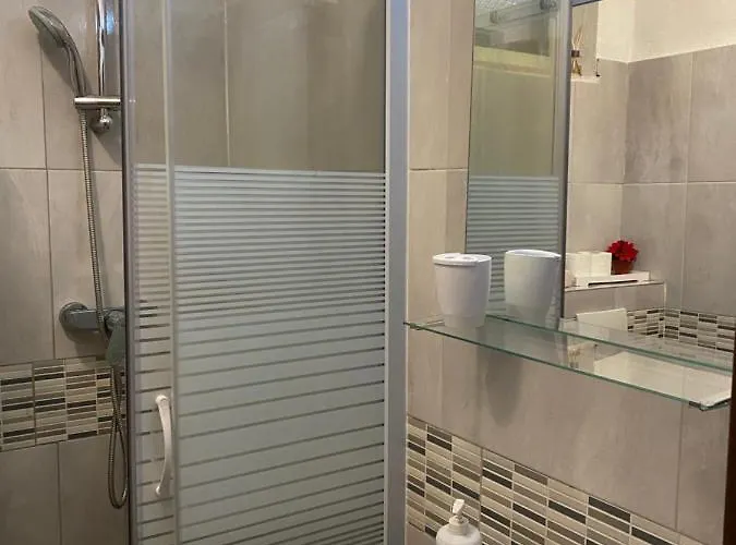 Peronja Seafront 젤사