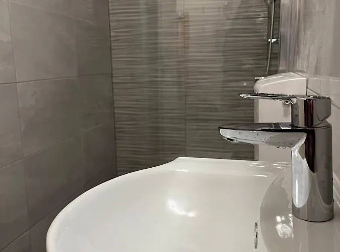 Peronja Seafront 젤사