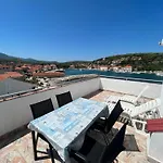 Peronja Seafront Appartamento